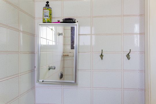 Apartamento em Perdizes, 4 quartos, 1 suíte, mobiliado, academia, churrasqueira, piscina. Perfeitopara comprar. — Banheiro de serviço