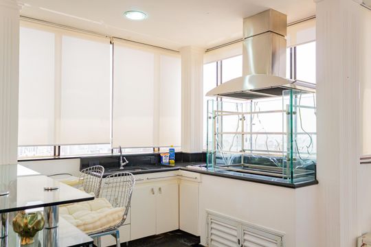 Apartamento em Perdizes, 4 quartos, 1 suíte, mobiliado, academia, churrasqueira, piscina. Perfeitopara comprar. — Área gourmet
