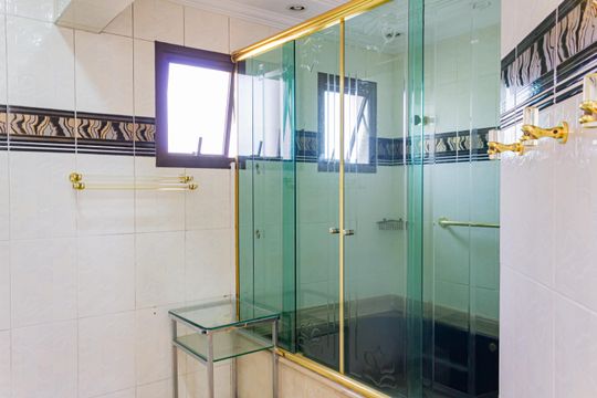 Apartamento em Perdizes, 4 quartos, 1 suíte, mobiliado, academia, churrasqueira, piscina. Perfeitopara comprar. — Banheiro 2