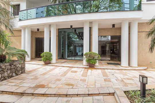 Comprar apartamento no Planalto Paulista: 2 quartos, 1 suíte, varanda e academia no condomínio. — Área comum
