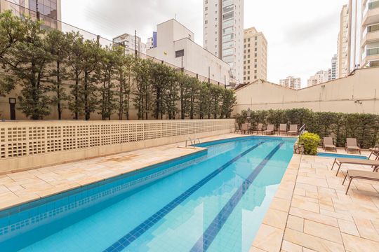 Comprar apartamento no Planalto Paulista: 2 quartos, 1 suíte, varanda e academia no condomínio. — Área comum - Piscina