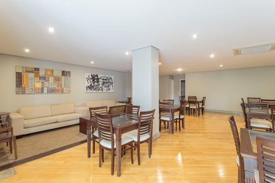 Comprar apartamento no Planalto Paulista: 2 quartos, 1 suíte, varanda e academia no condomínio. — Área comum - Salão de festas