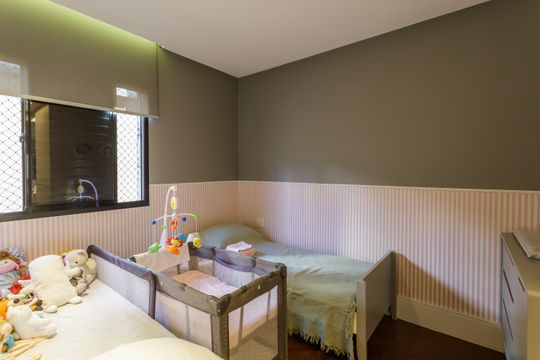 Comprar apartamento no Planalto Paulista: 2 quartos, 1 suíte, varanda e academia no condomínio. — Quarto 2