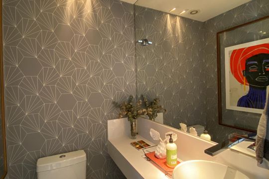 Venda de apartamento mobiliado no Brooklin, com 2 quartos e varanda. — Lavabo