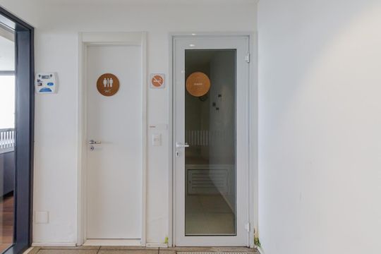 Apartamento em Moema para compra: 3 suítes, closet, churrasqueira, pets permitidos. — Área Comum - Sauna