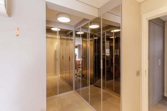 Apartamento em Moema para compra: 3 suítes, closet, churrasqueira, pets permitidos. — Suíte 1