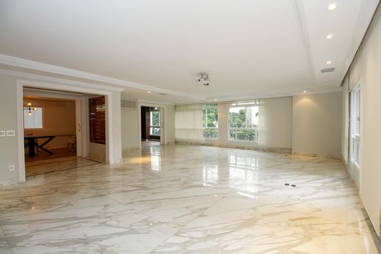 Apartamento mobiliado no Jardim Paulista com 3 suítes. Ideal para comprar e ter animais de estimação. — Sala de Estar