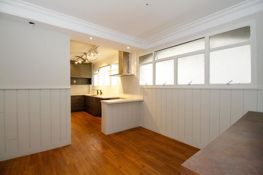 Apartamento mobiliado no Jardim Paulista com 3 suítes. Ideal para comprar e ter animais de estimação. — Copa