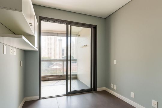 Apartamento à venda na Vila Nova Conceição com 3 quartos, 2 suítes e churrasqueira no condomínio. — Quarto 1