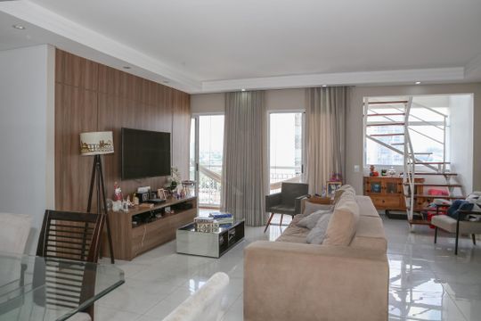Venda de apartamento com 3 suítes e varanda na Vila Bela Alianca. — foto 1