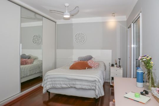 Venda de apartamento com 3 suítes e varanda na Vila Bela Alianca. — Suíte 3