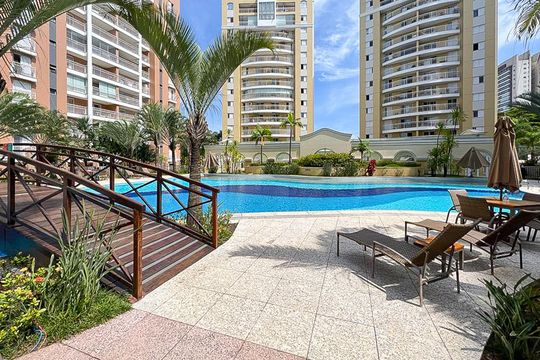 Venda de apartamento com 3 suítes e varanda na Vila Bela Alianca. — Área comum - Piscina