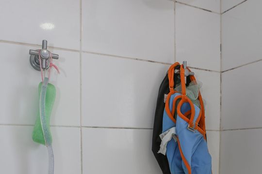 Venda de apartamento com 3 suítes e varanda na Vila Bela Alianca. — Banheiro da Suíte 1