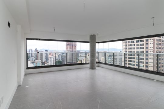 Compra apartamento em Perdizes: piscina, 2 quartos, closet. — foto 1