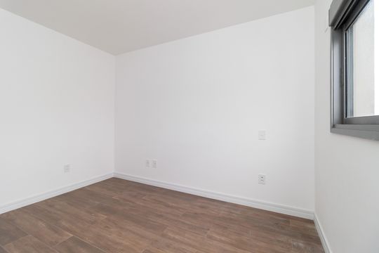Compra apartamento em Perdizes: piscina, 2 quartos, closet. — Suíte 2