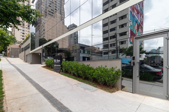 Compra apartamento em Perdizes: piscina, 2 quartos, closet. — Fachada e Portaria