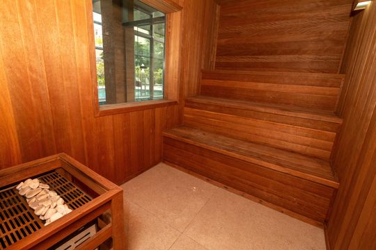 Compra apartamento em Perdizes: piscina, 2 quartos, closet. — Área comum - Sauna