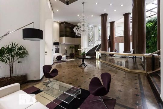 Apartamento em Indianópolis para compra, 3 quartos e academia no condomínio. — Hall social