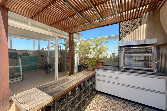 Apartamento à venda: 5 quartos, aceita animais. — Espaço Gourmet