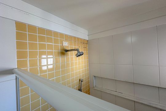 Apartamento à venda: 5 quartos, aceita animais. — Banheiro Social