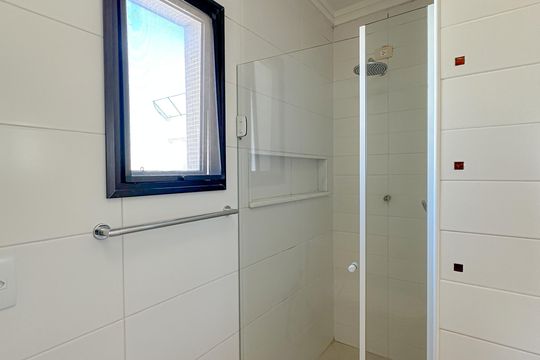 Apartamento à venda: 5 quartos, aceita animais. — Banheiro Suíte 