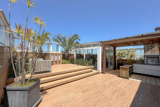 Apartamento à venda: 5 quartos, aceita animais. — Espaço Gourmet
