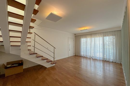 Apartamento à venda: 5 quartos, aceita animais. — Sala
