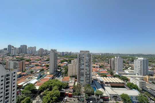 Apartamento à venda: 5 quartos, aceita animais. — Varanda