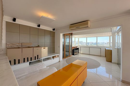 Apartamento à venda: 5 quartos, aceita animais. — Espaço Gourmet
