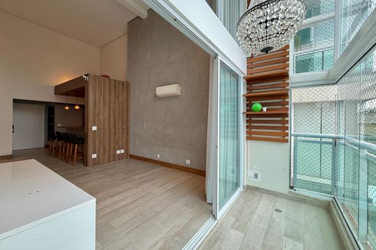 Apartamento no Brooklin com 3 quartos. Oportunidades para comprar. — Sacada