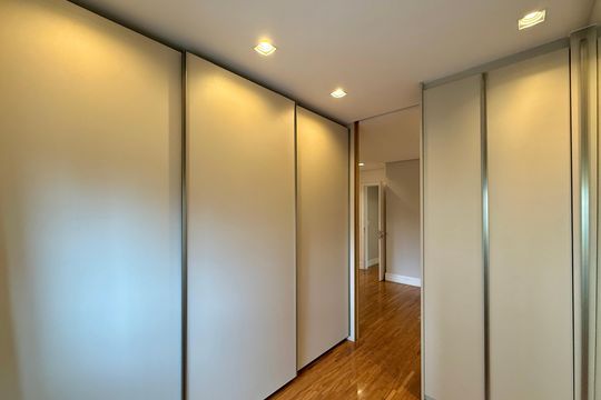 Apartamento no Brooklin com 3 quartos. Oportunidades para comprar. — Closet Suíte