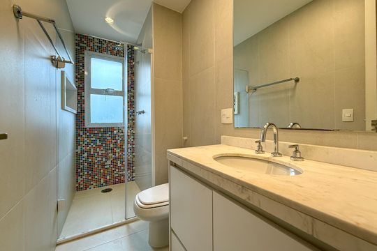 Apartamento no Brooklin com 3 quartos. Oportunidades para comprar. — Banheiro Social