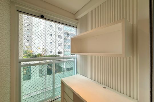 Apartamento no Brooklin com 3 quartos. Oportunidades para comprar. — Sacada Suíte