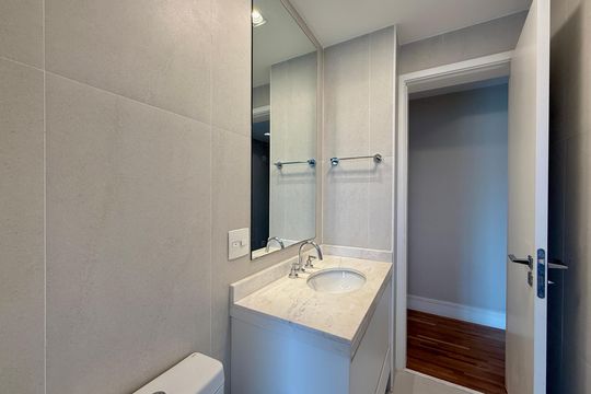 Apartamento no Brooklin com 3 quartos. Oportunidades para comprar. — Banheiro Social