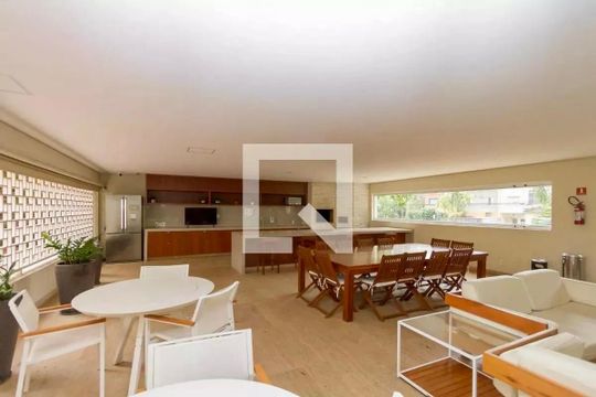 Apartamento no Brooklin com 3 quartos. Oportunidades para comprar. — Churrasqueira