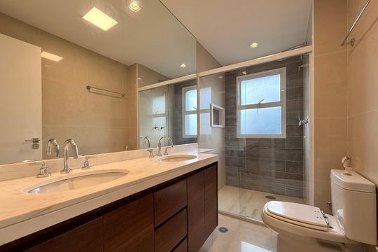 Apartamento no Brooklin com 3 quartos. Oportunidades para comprar. — Banheiro 1 Suíte