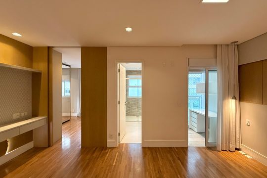 Apartamento no Brooklin com 3 quartos. Oportunidades para comprar. — Suíte