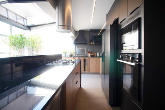 Comprar apartamento mobiliado com 1 suíte e closet. Piscina, academia e churrasqueira no condomínio. — foto 33