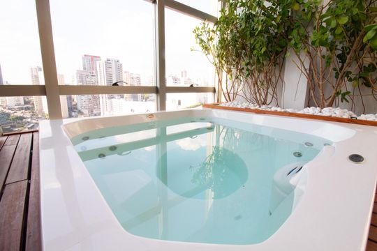 Comprar apartamento mobiliado com 1 suíte e closet. Piscina, academia e churrasqueira no condomínio. — foto 41