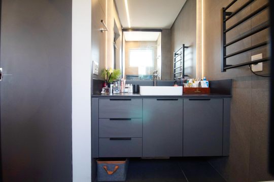 Comprar apartamento mobiliado com 1 suíte e closet. Piscina, academia e churrasqueira no condomínio. — foto 21