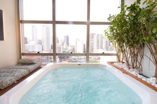 Comprar apartamento mobiliado com 1 suíte e closet. Piscina, academia e churrasqueira no condomínio. — foto 47