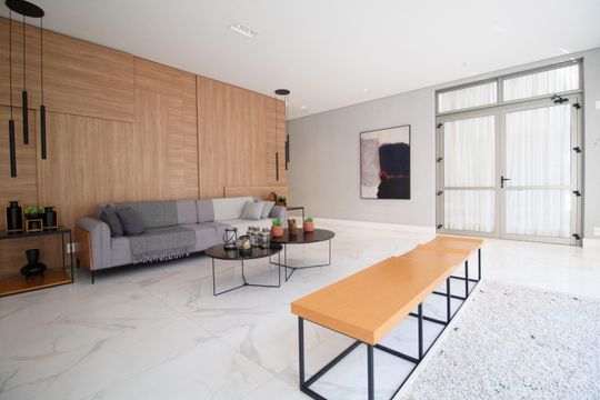 Comprar apartamento mobiliado com 1 suíte e closet. Piscina, academia e churrasqueira no condomínio. — foto 65
