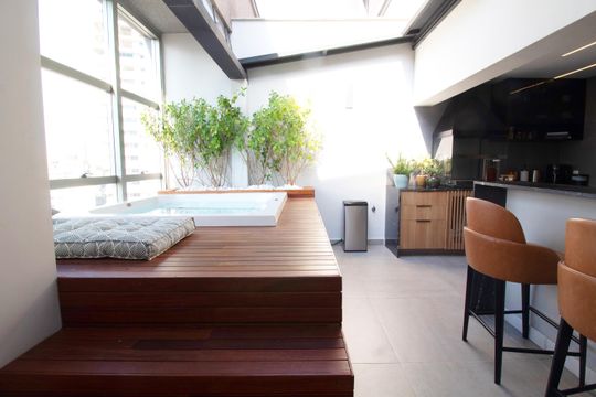 Comprar apartamento mobiliado com 1 suíte e closet. Piscina, academia e churrasqueira no condomínio. — foto 40