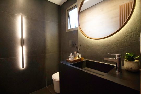 Comprar apartamento mobiliado com 1 suíte e closet. Piscina, academia e churrasqueira no condomínio. — foto 54