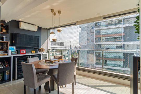 Apartamento mobiliado no Brooklin com 2 quartos, closet e piscina no condomínio. Ideal para compra. — foto 5