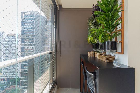 Apartamento mobiliado no Brooklin com 2 quartos, closet e piscina no condomínio. Ideal para compra. — foto 30
