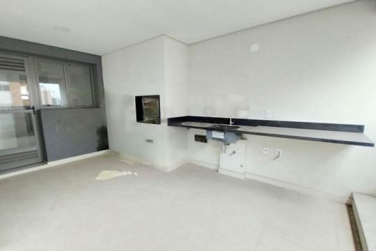 Comprar apartamento mobiliado em Campo Belo com 3 quartos, varanda gourmet e academia no condomínio. — foto 1
