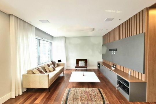Venda de apartamento mobiliado no Campo Belo com 3 quartos, varanda, churrasqueira e closet. — foto 2