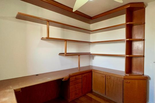Apartamento mobiliado com 3 quartos e closet, churrasqueira e piscina no condomínio. Ideal para comprar. — Quarto 1