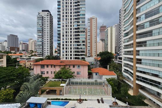 Compra de apartamento mobiliado em Água Branca, com 4 quartos e varanda gourmet. — Suíte 1